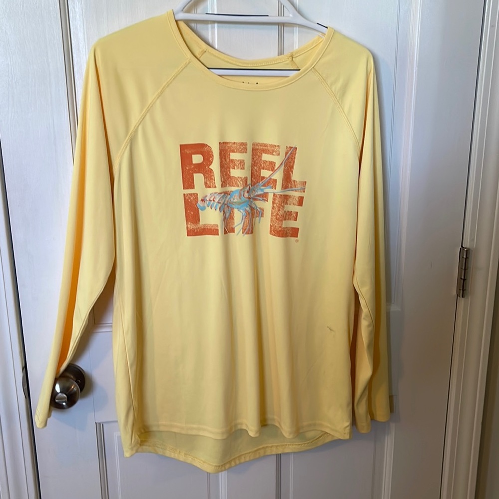 Reel Life long sleeve sun shirt. Size XL.